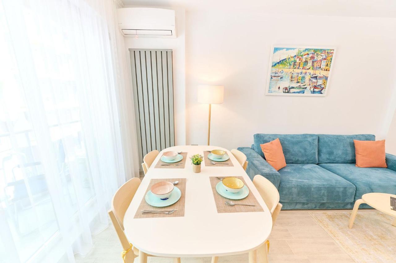 Blacksearama Apartment- Spa, Pools And Parking Mamaia Buitenkant foto